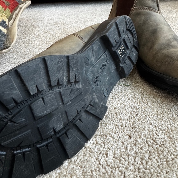Blundstones - Picture 4 of 10
